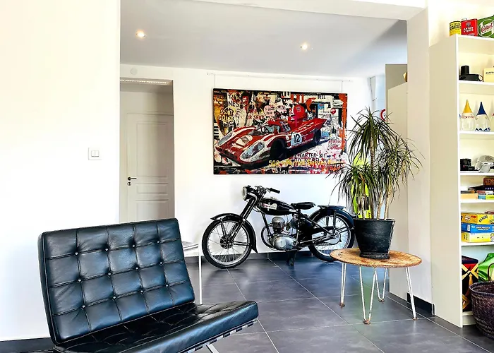 Appartement Art_booking . . . By Benoit_b Duingt